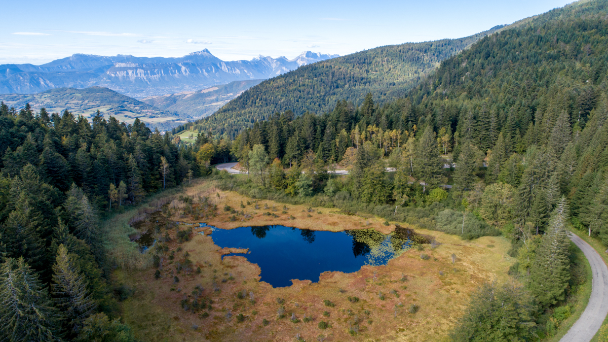 Chamrousse Montaine Park Photographe de drone Architecture Photographe Grenoble Drone Architecture entreprise Vidéaste Grenoble DJI Phantom 4 pro DJI France Pilote de drone Grenoble Direction général de l'avion civile france Grenoble Rhône Alpes Auvergne